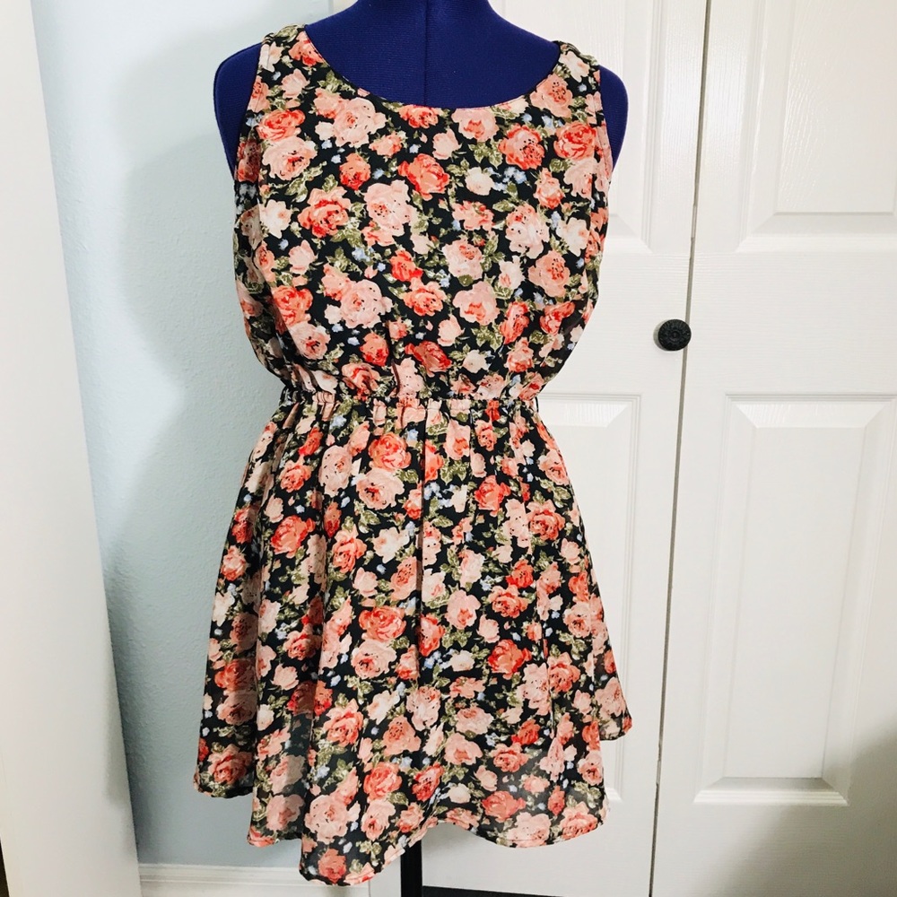 Love Ari Pink Floral Sleeveless Mini Dress Size Large